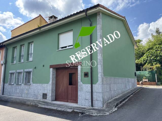 Casa-chalet en Venta en Calle Riego en Vidiago - Pendueles - Tresgrandas