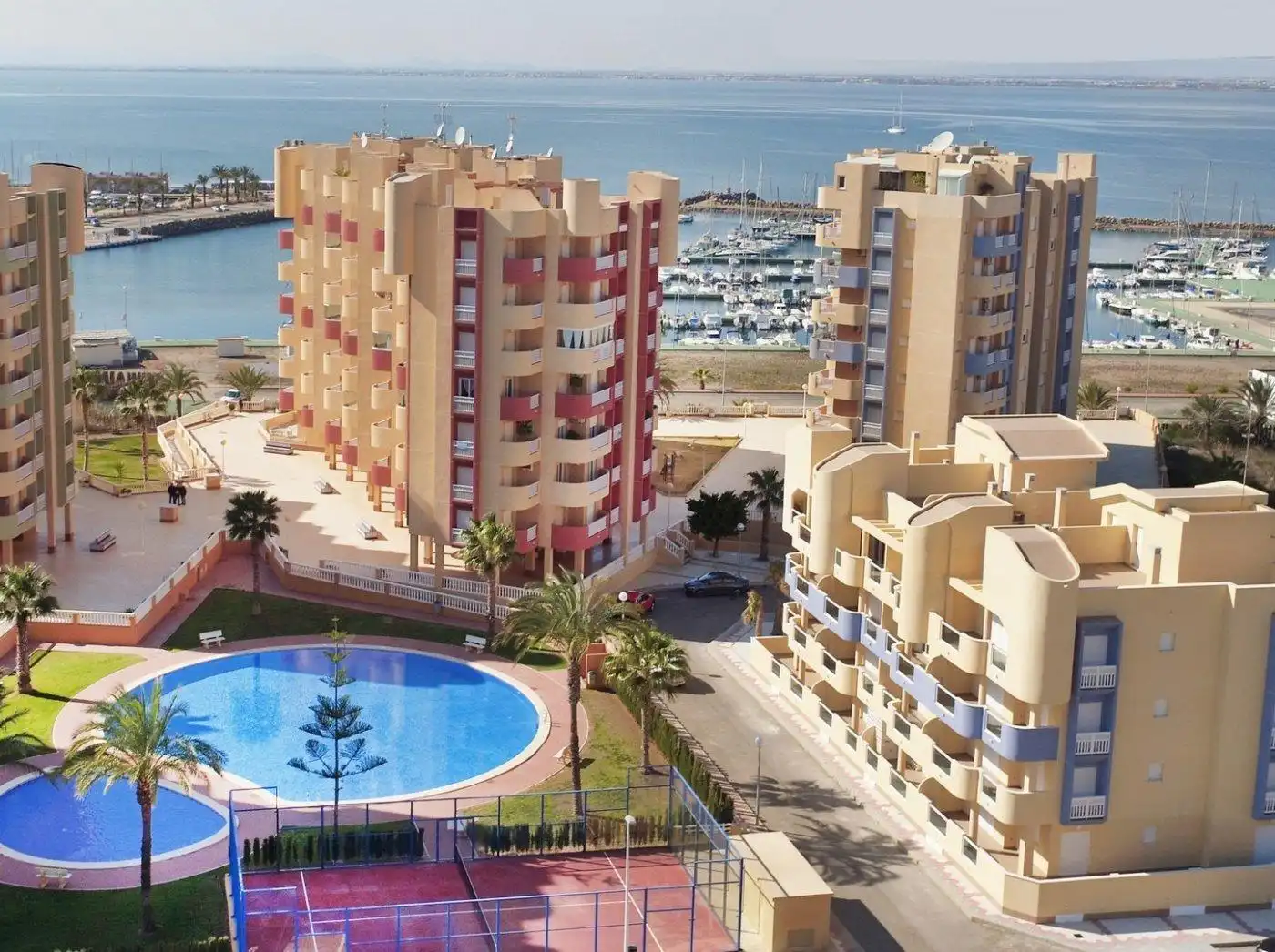 Apartment with pool for sale in Tomás Maestre