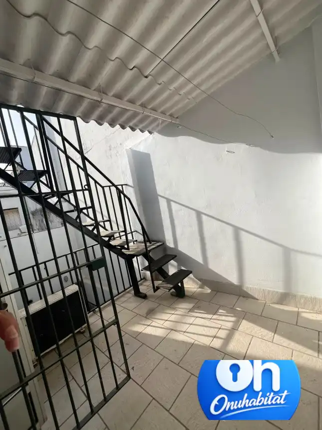 Wohnung zum Verkauf in Valverde del Camino mit Klimaanlage, Abstellraum und Möbliert