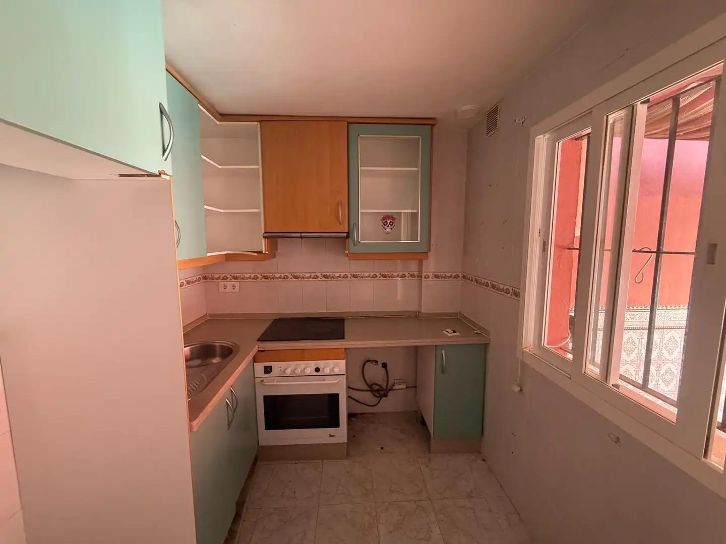 Cocina de Casa adosada en venta en Algeciras con Jardín privado y Piscina comunitaria