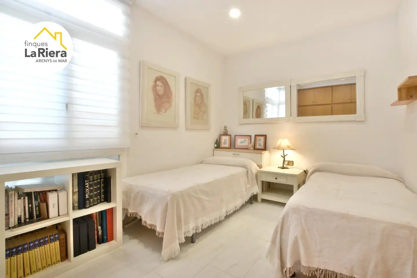 Schlafzimmer von Haus oder Chalet zum Verkauf in Arenys de Munt mit Klimaanlage, Heizung und Privatgarten