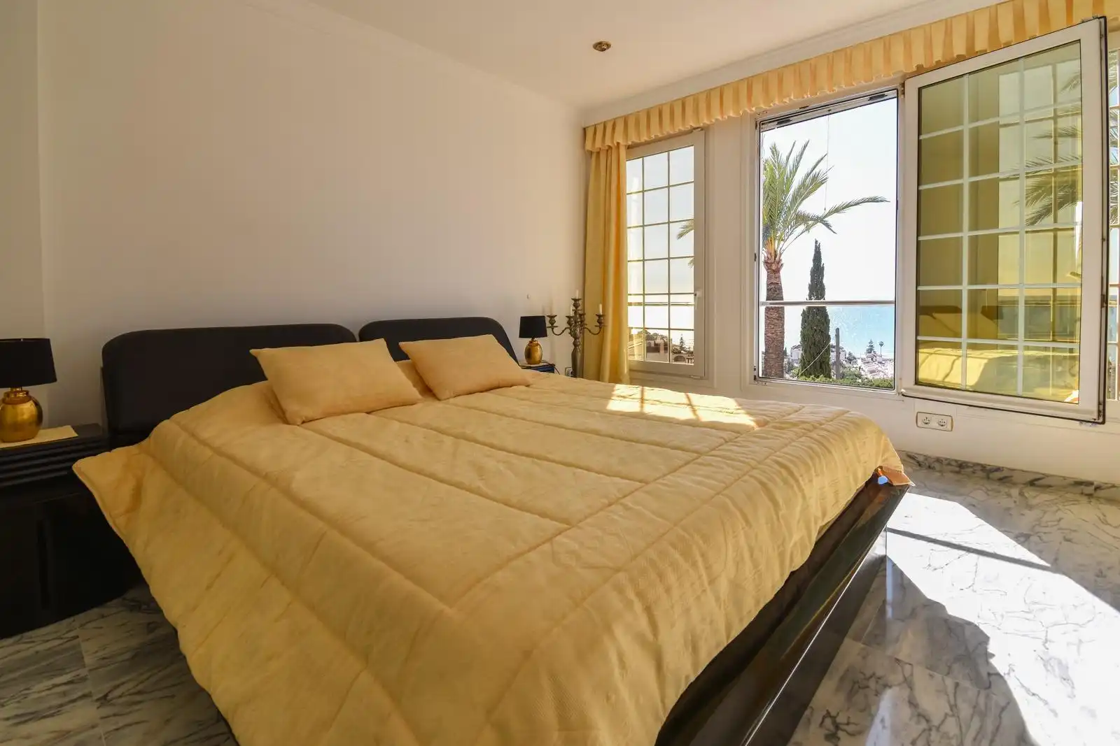 Habitación de Casa o chalet de alquiler en Rincón de la Victoria con Aire acondicionado, Calefacción y Jardín privado