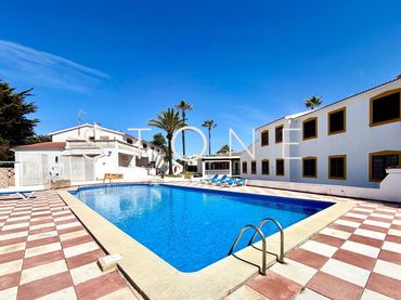 Pis amb piscina en venda a Carrer Carrer Ferradura