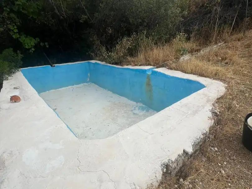 Swimming pool of Land for sale in Mestanza