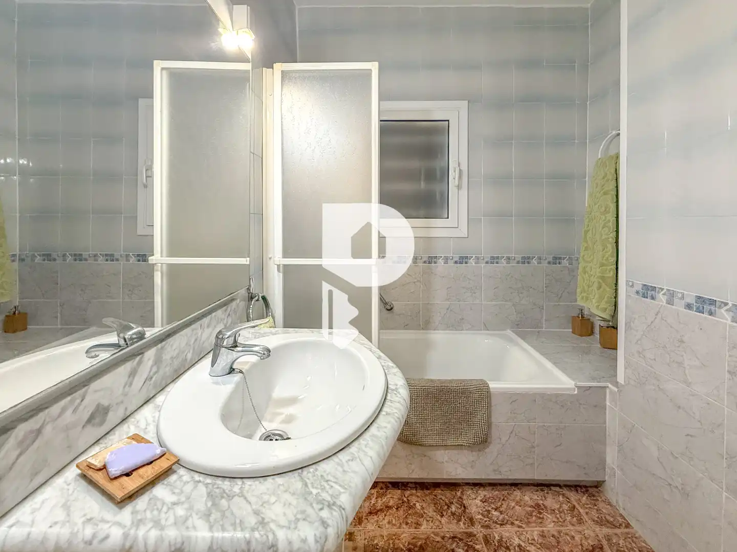 Baño de Casa o chalet en venta en Vallirana con Calefacción, Jardín privado y Terraza