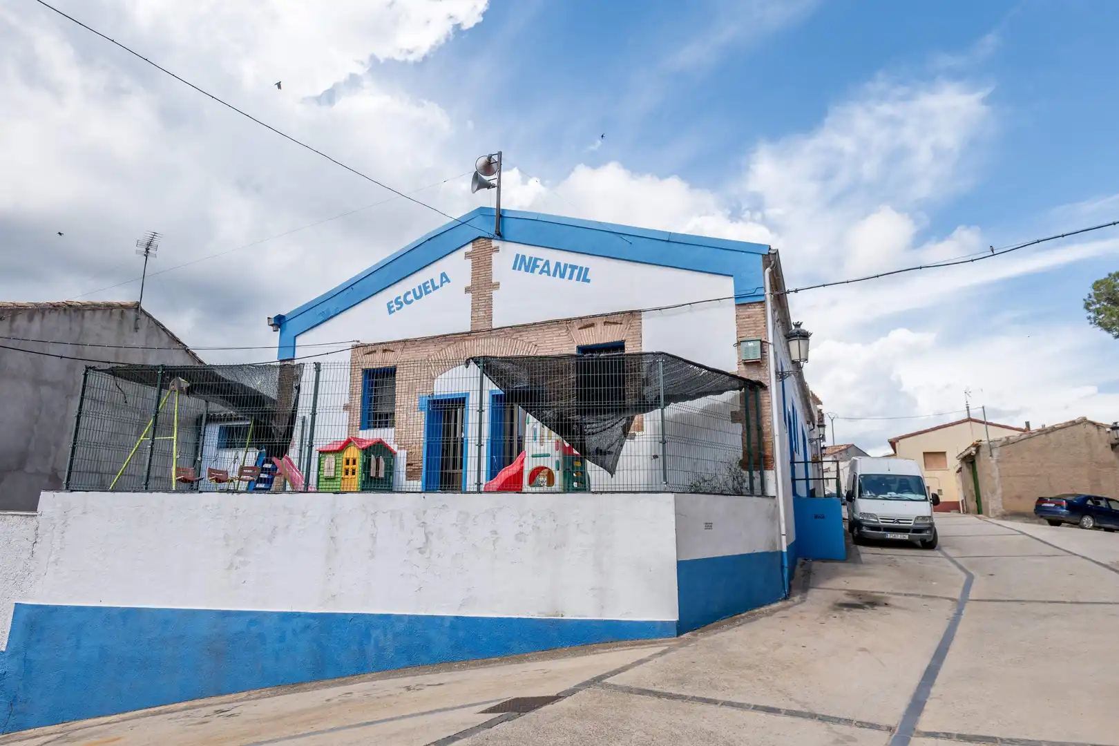 Vista exterior de Casa o chalet en venta en Almonacid de la Sierra con Calefacción y Amueblado