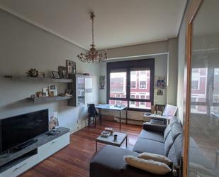 Living room of Flat for sale in Bilbao   with Storage room and Balcony