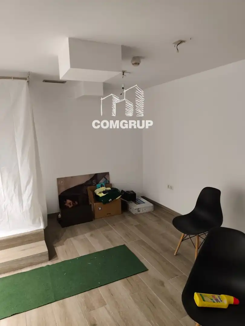 Business premises for transfer in Alfons IV, imagen 27