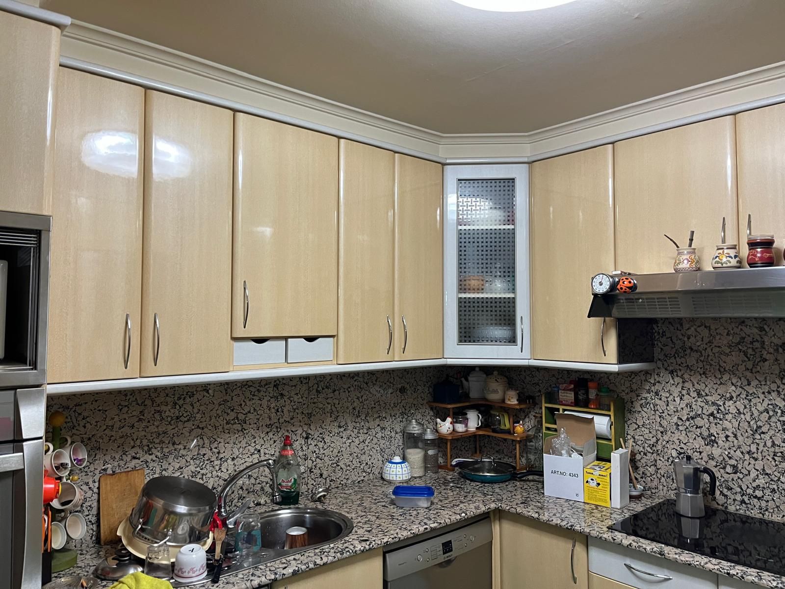 Cuina de Pis en venda en Vigo  amb Calefacció, Parquet i Traster