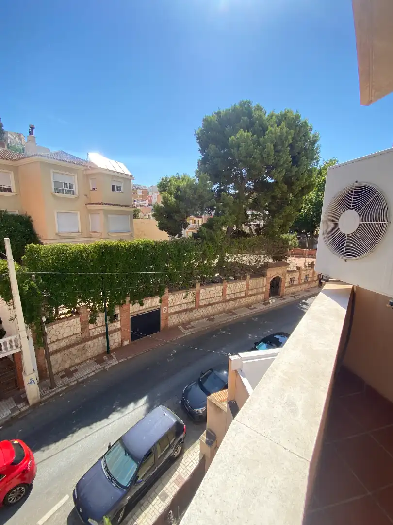 Vista exterior de Piso de alquiler en Málaga con Aire acondicionado, Terraza y Trastero