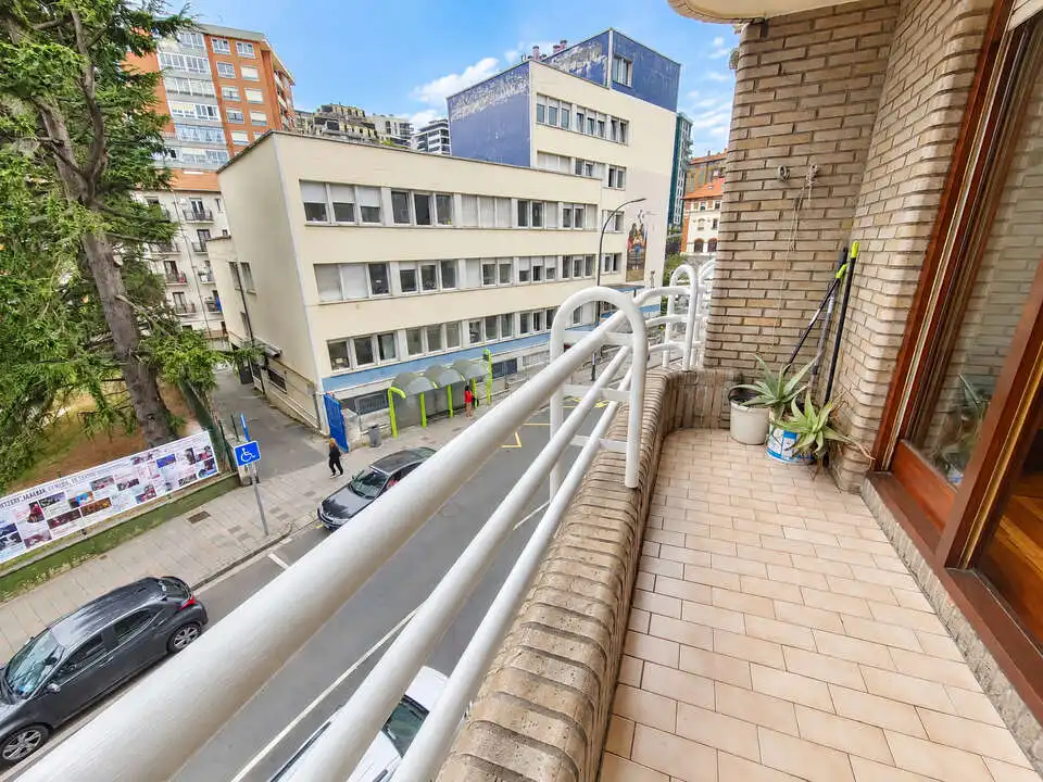 Flat with terrace for sale in La Txitxarra - Murrieta - Parke Santurtzi, imagen 9