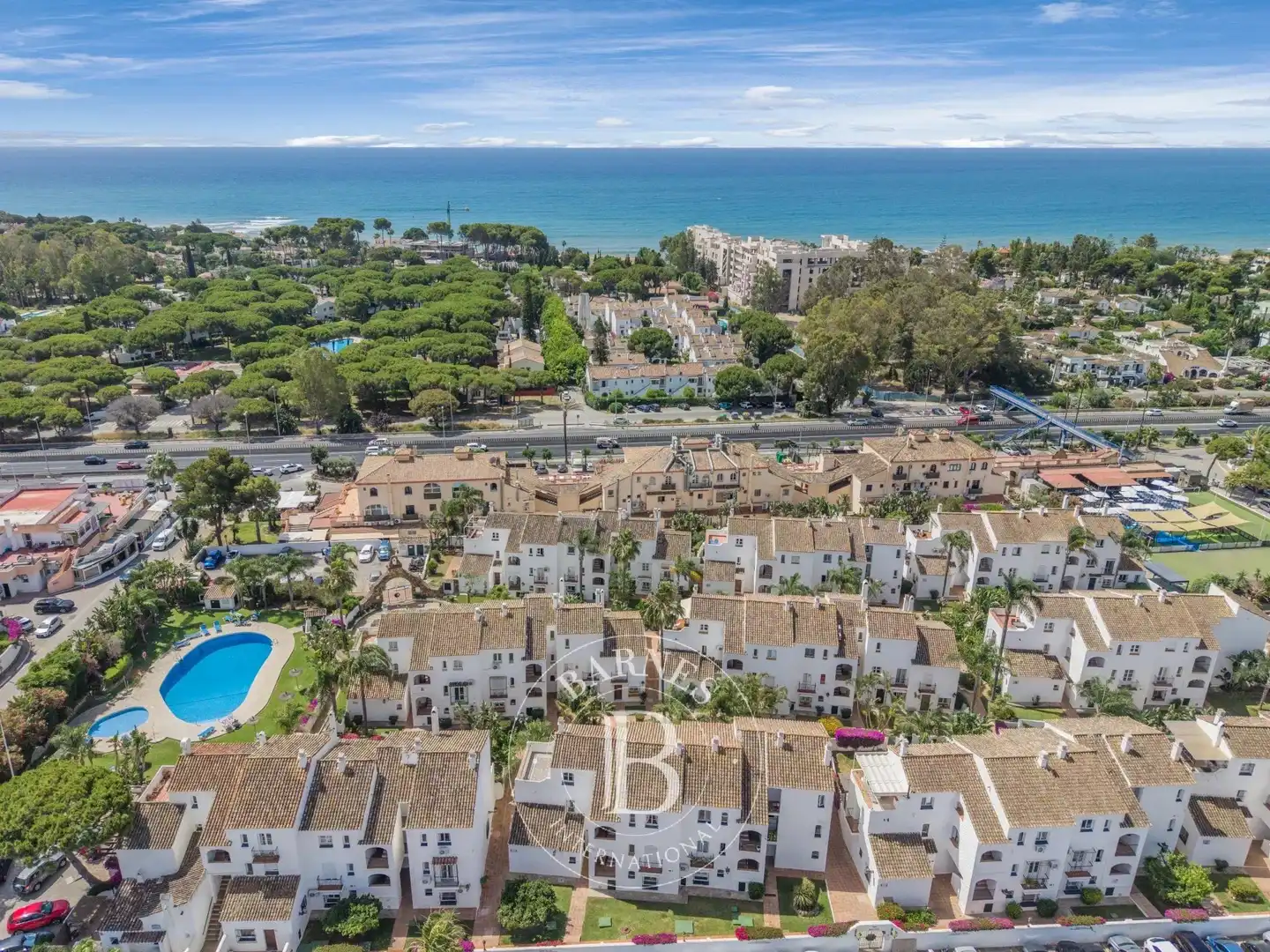 Vista exterior de Piso en venta en Estepona con Aire acondicionado, Calefacción y Terraza