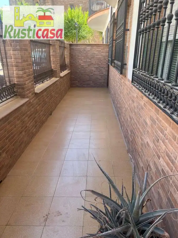 Casa o chalet en venta en Baños de la Encina con Terraza, Amueblado y Balcón