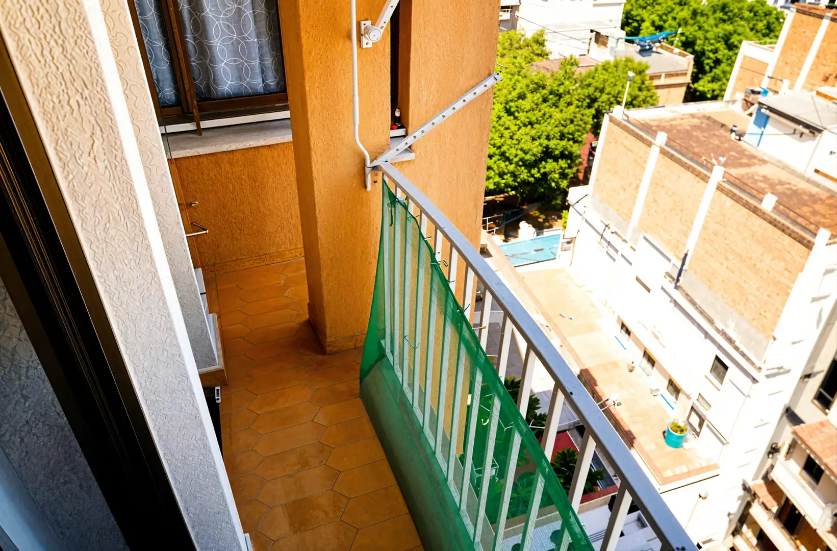 Terrassa de Pis en venda en Barcelona amb Aire condicionat i Balcó