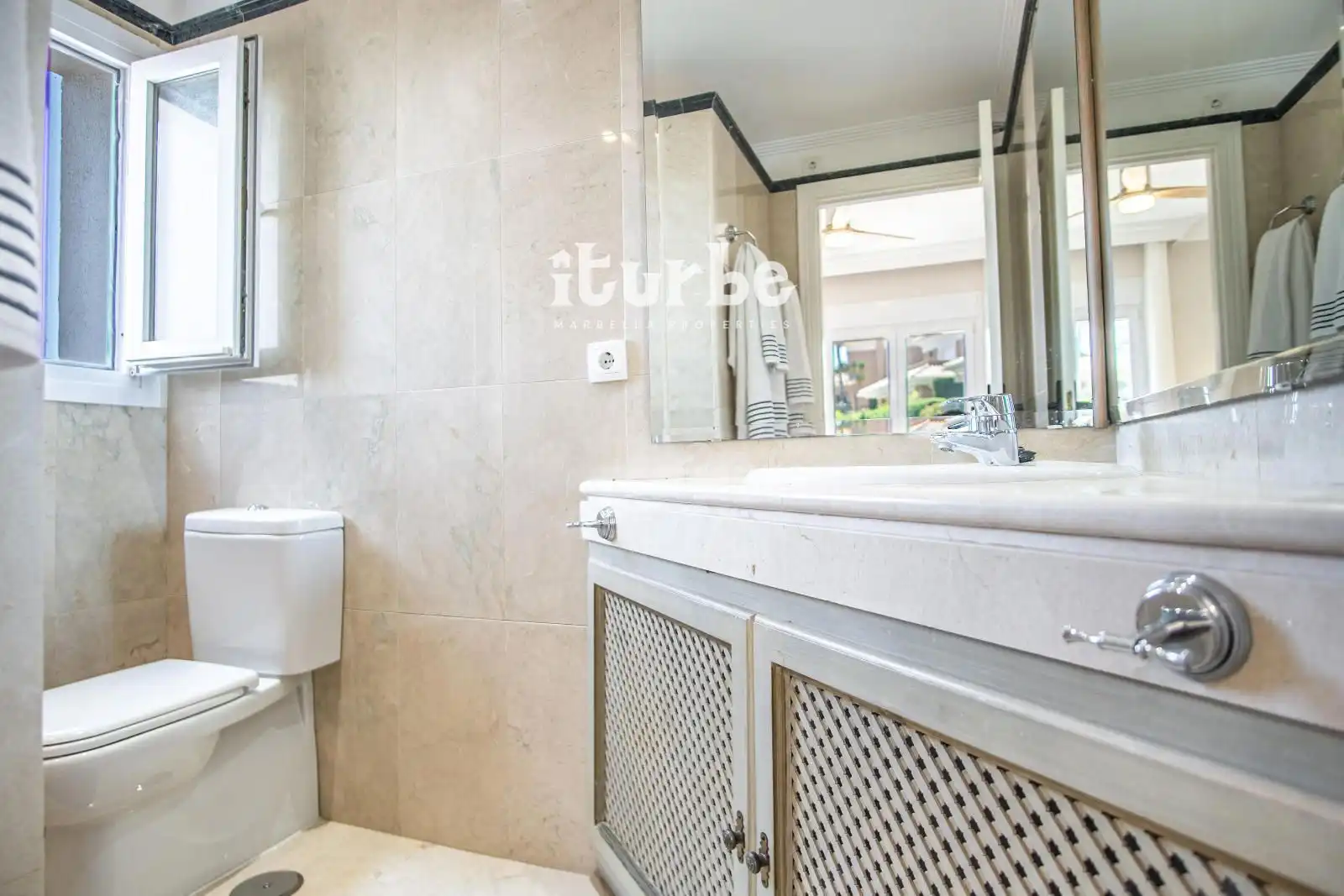 Houses for rent in Eagle-Santa Clara Golf, 14, Alto de los Monteros