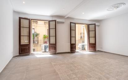 Flat for sale in  Barcelona Capital  with Air Conditioner, Heating and Terrace