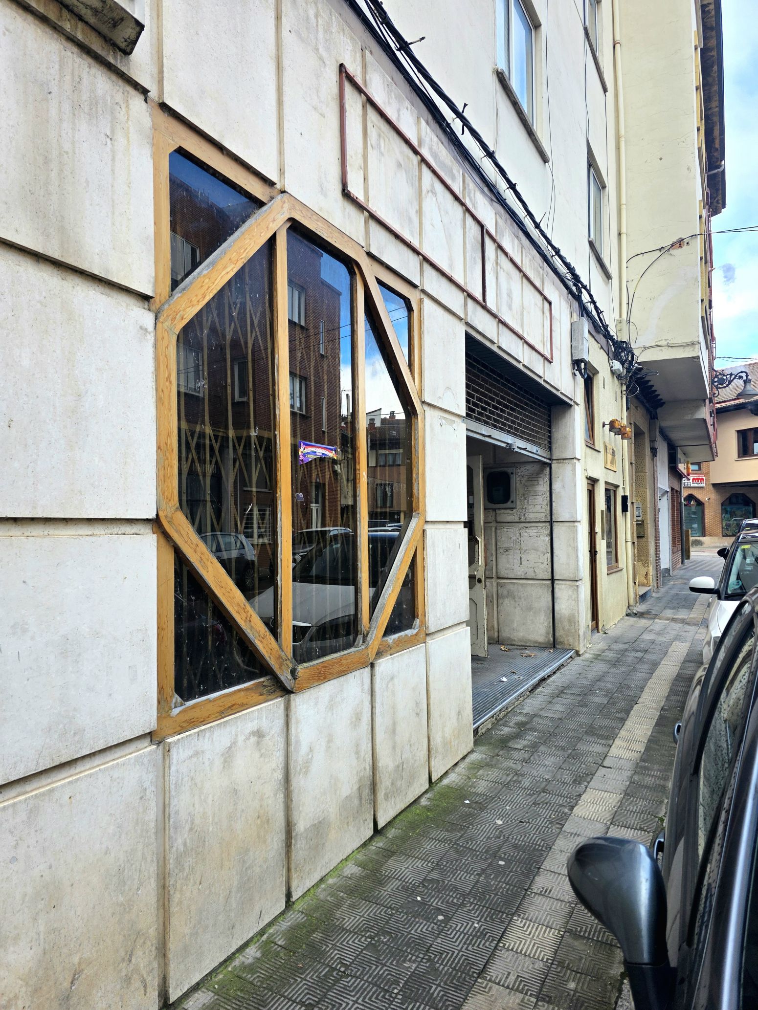 Vista exterior de Local en venda en Aguilar de Campoo