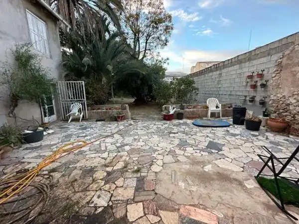 Vista exterior de Casa adosada en venta en Novelda con Calefacción, Jardín privado y Terraza
