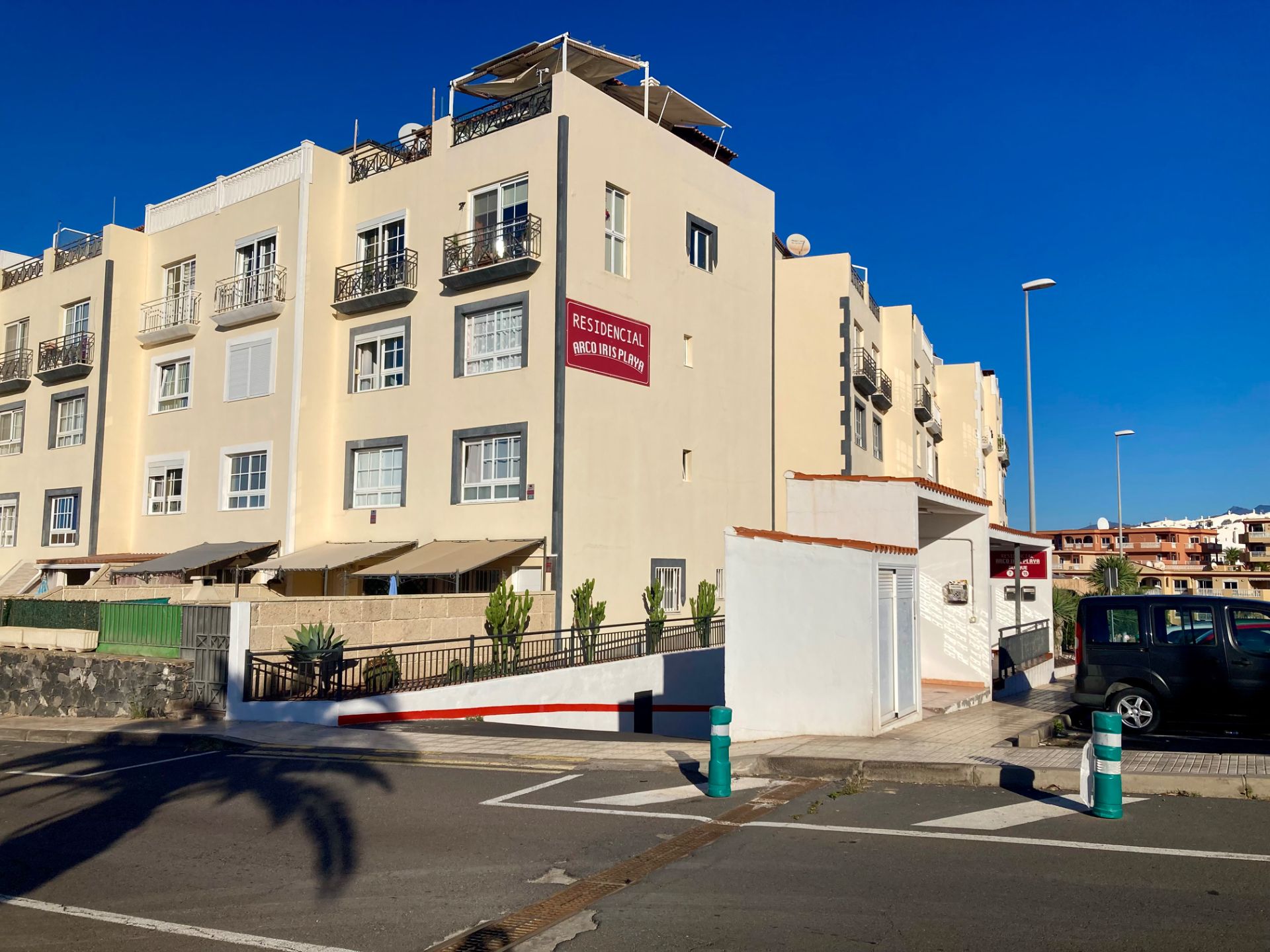 Exterior view of Duplex for sale in Adeje  with Private garden, Terrace and Furnished