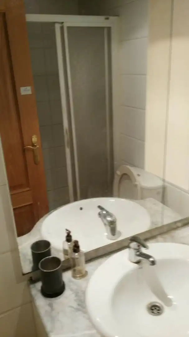 Badezimmer von Wohnungen zur Miete in Zaragoza mit Heizung, Möbliert und Ofen