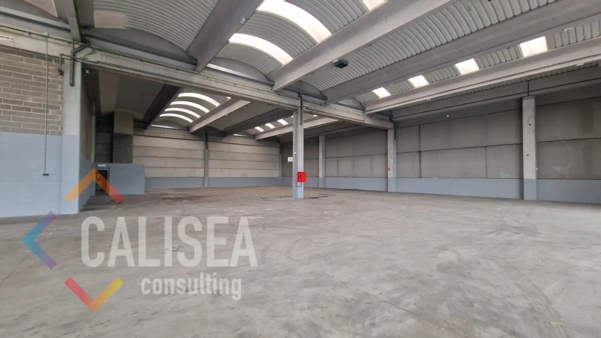 Nau industrial de lloguer en Terrassa