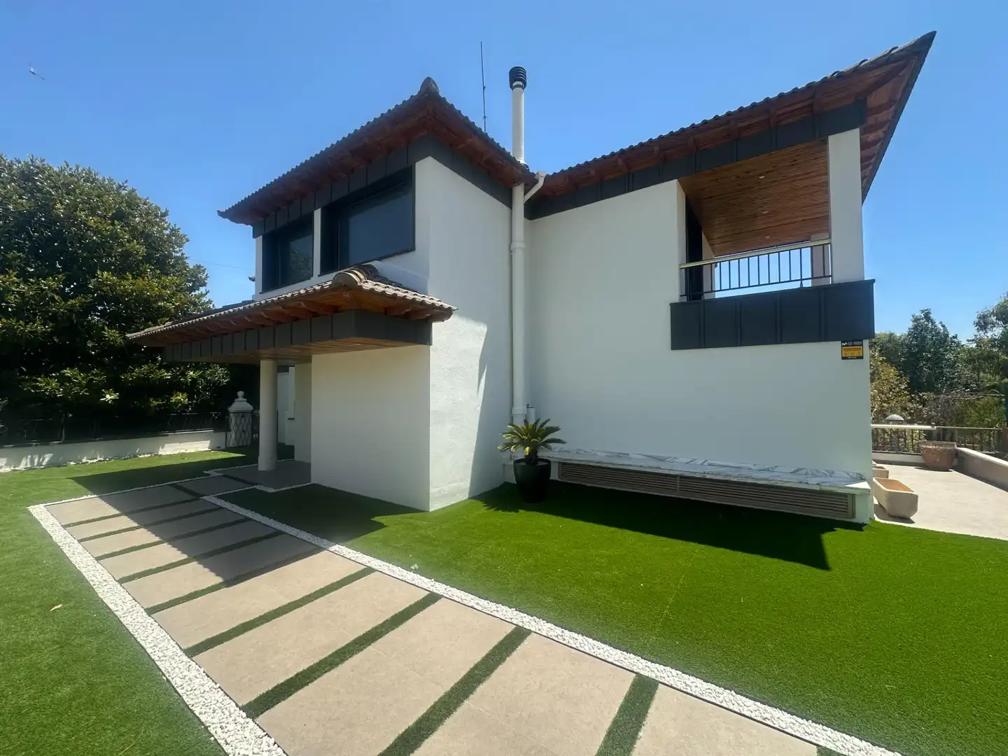 Exterior view of Houses for sale in Cunit  with Air Conditioner, Private garden and Terrace