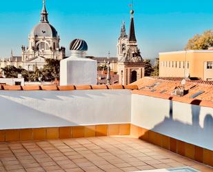 Terrace of Attic to rent in  Madrid Capital  with Air Conditioner, Terrace and Oven