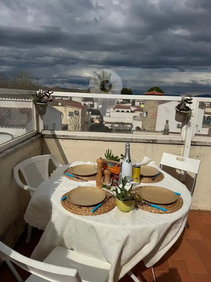 Terrassa de Pis en venda en Empuriabrava amb Aire condicionat, Calefacció i Parquet