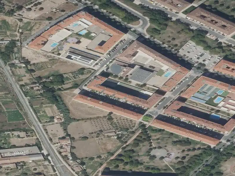 Vista exterior de Pis en venda en  Logroño