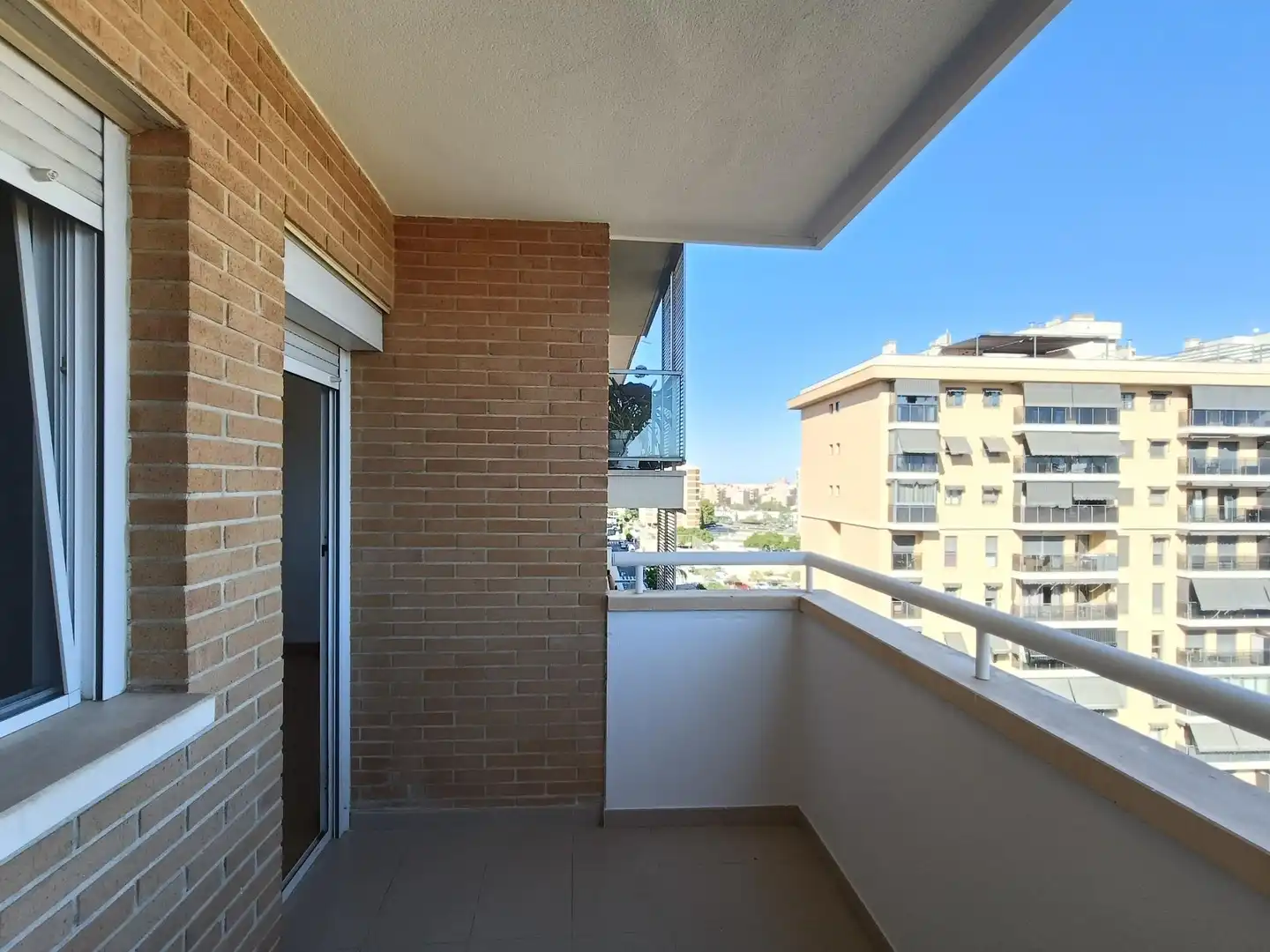 Terraza de Piso en venta en Alicante / Alacant con Aire acondicionado, Jardín privado y Trastero