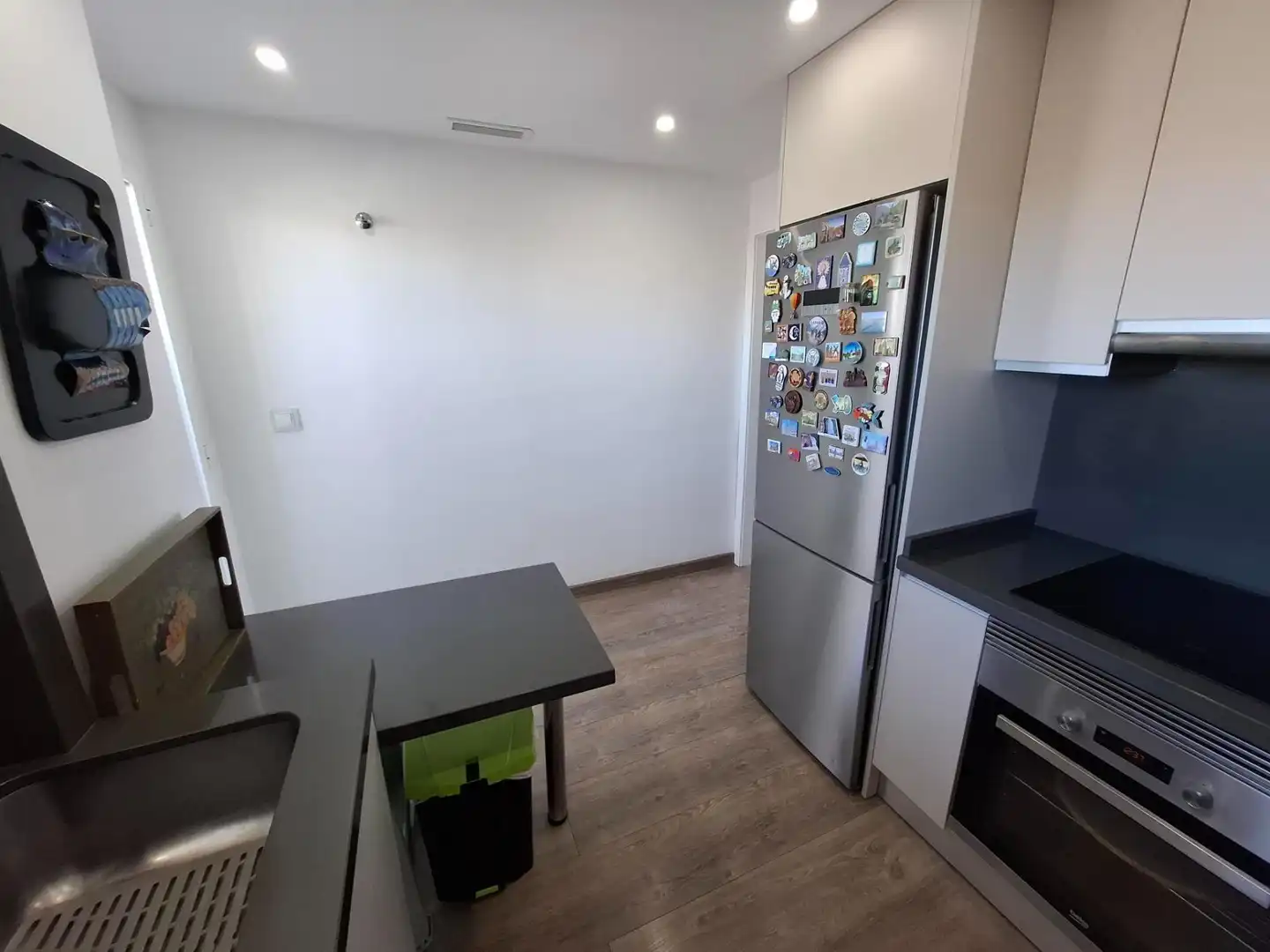 Cuina de Apartament en venda en El Campello amb Jardí privat, Terrassa i Piscina comunitària