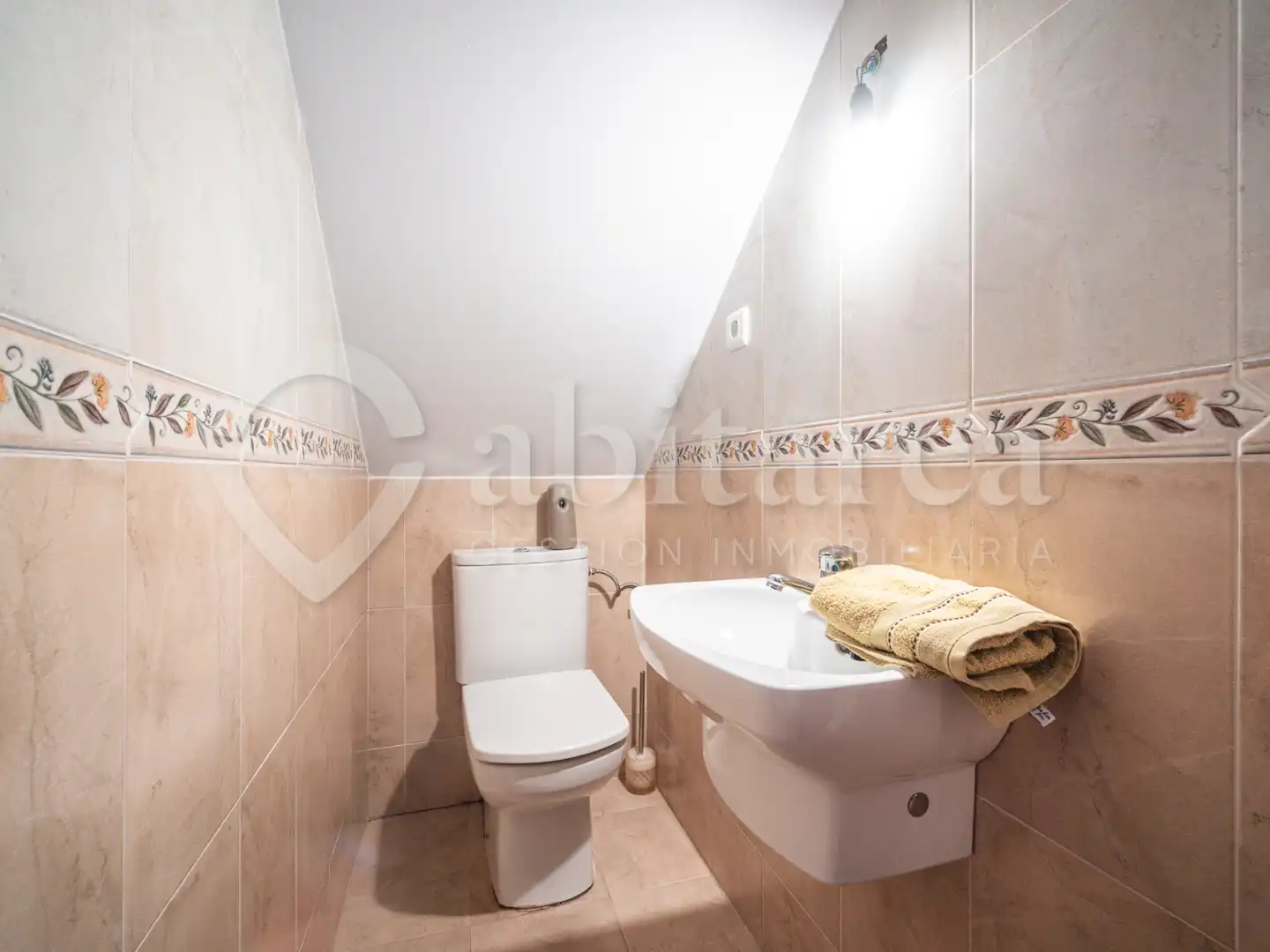 Bathroom of Houses for sale in Castañeda  with Heating, Private garden and Parquet flooring