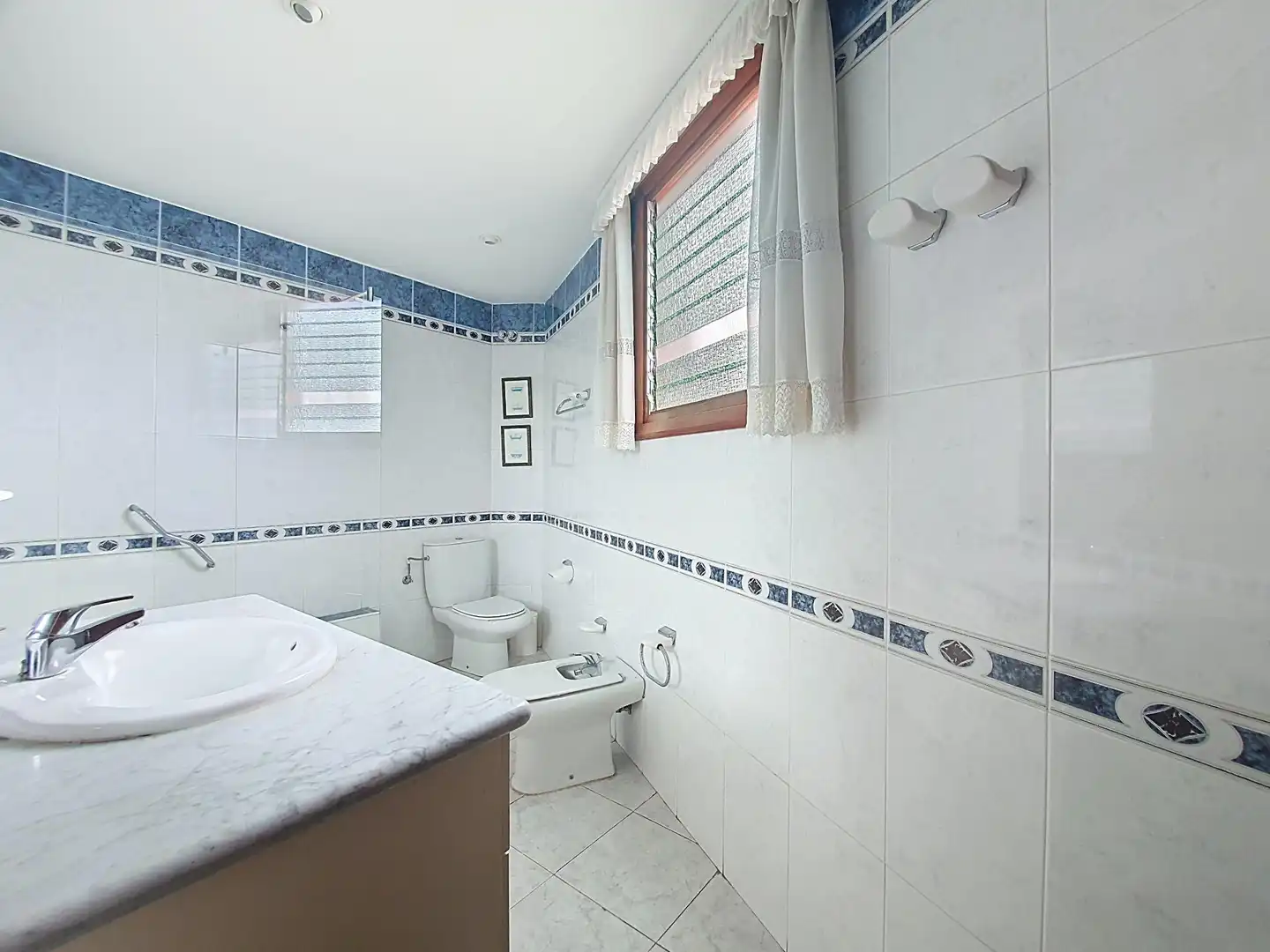 Bany de Casa o xalet en venda en Las Palmas de Gran Canaria amb Aire condicionat, Jardí privat i Balcó