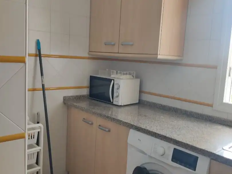 Cocina de Apartamento de alquiler en El Ejido con Aire acondicionado, Calefacción y Terraza