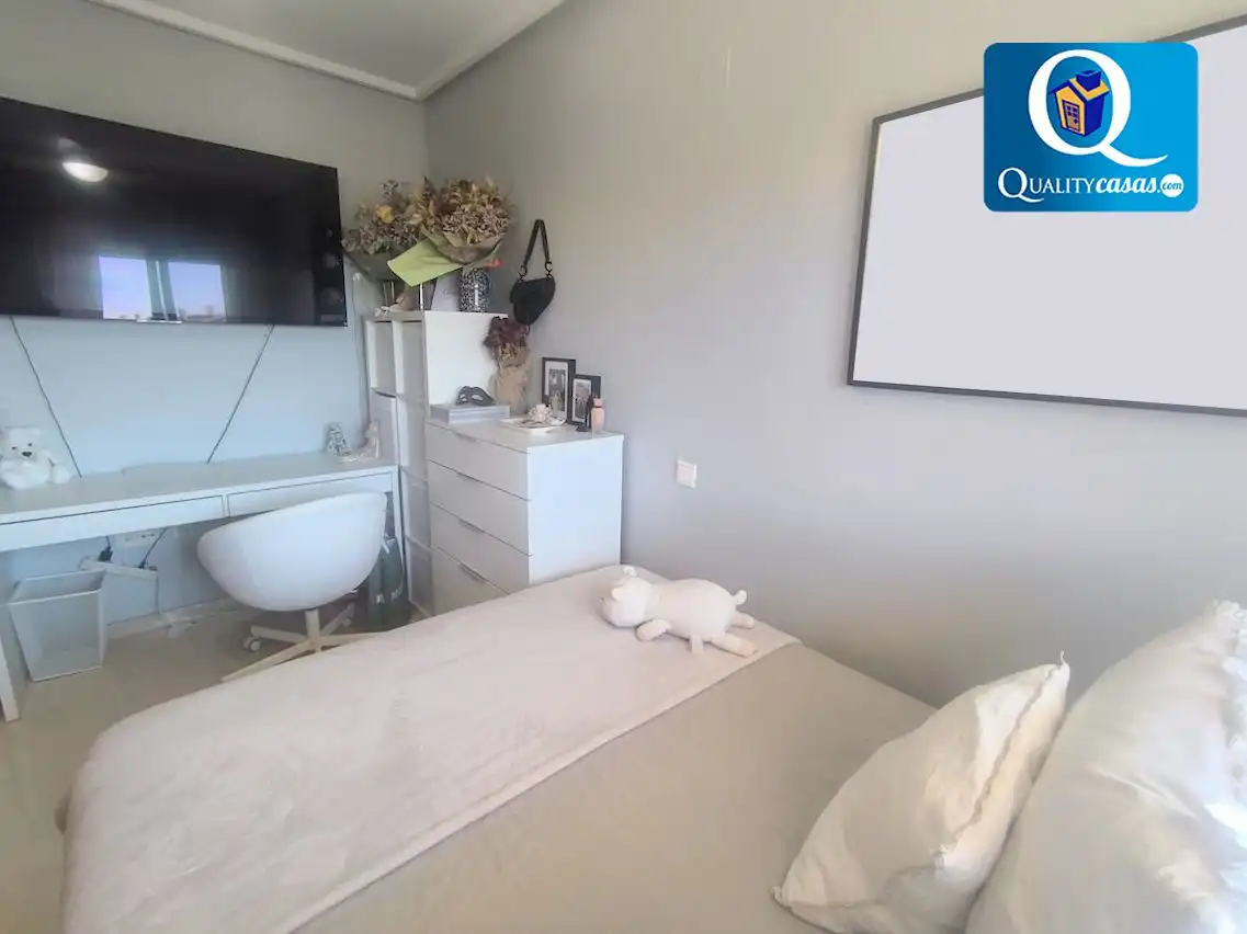 Bedroom of Houses for sale in Mutxamel  with Air Conditioner, Heating and Terrace