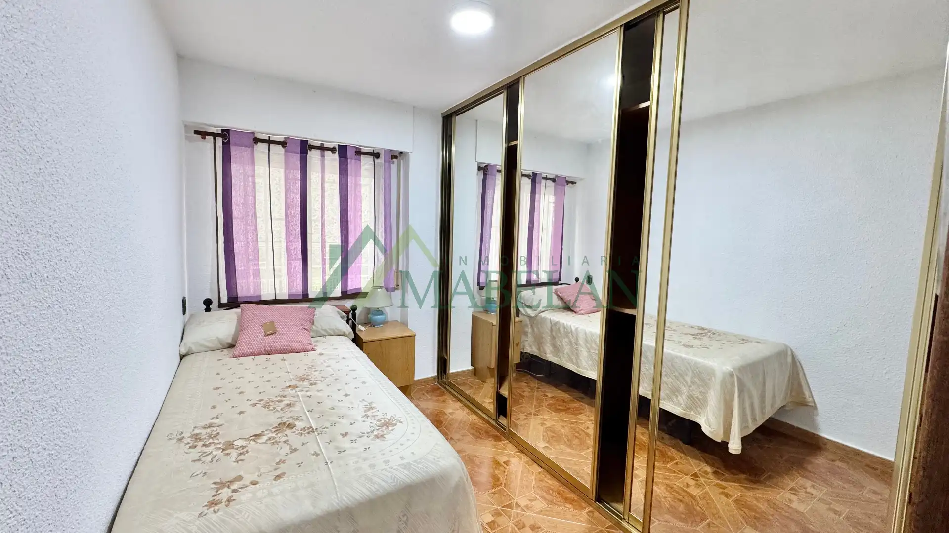 Schlafzimmer von Wohnung zur Miete in Madrid mit Heizung, Terrasse und Möbliert