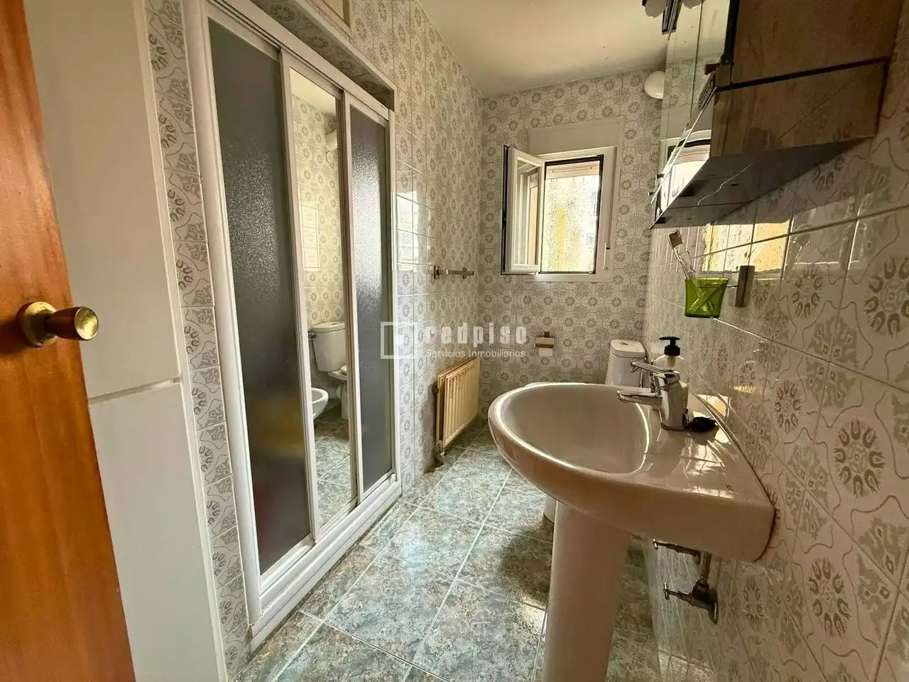 Baño de Piso en venta en Madrid con Calefacción, Parquet y Terraza