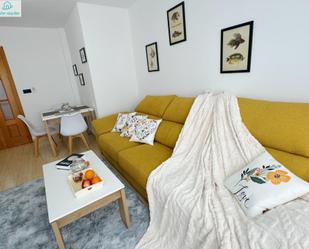 Sala d'estar de Apartament de lloguer en El Campello amb Aire condicionat, Calefacció i Terrassa