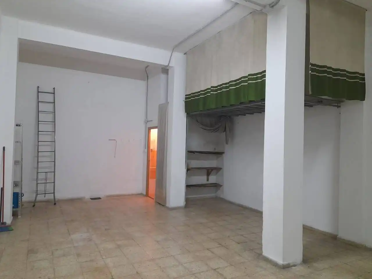 Local comercial en venda a Calle TIZONA, imagen 10