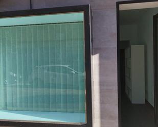 Exterior view of Premises to rent in Plasencia  with Air Conditioner