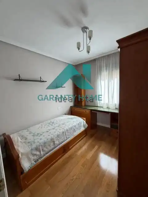 Schlafzimmer von Maisonette zur Miete in Cáceres mit Klimaanlage, Heizung und Terrasse