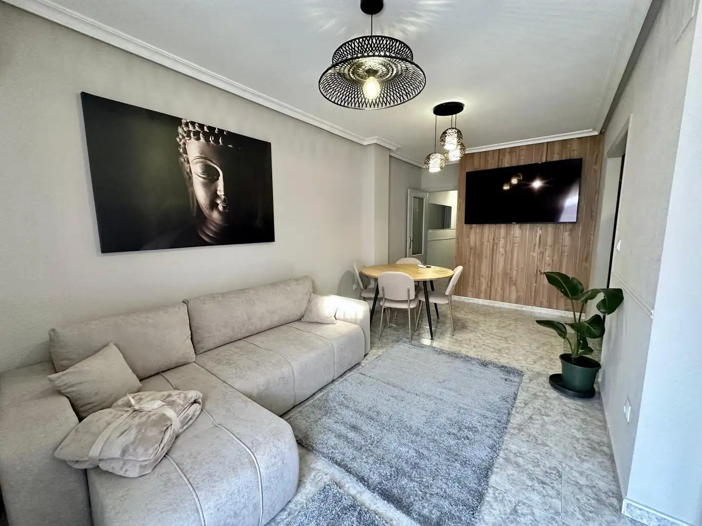 Penthouse with terrace for sale in Calle Almudena, imagen 2