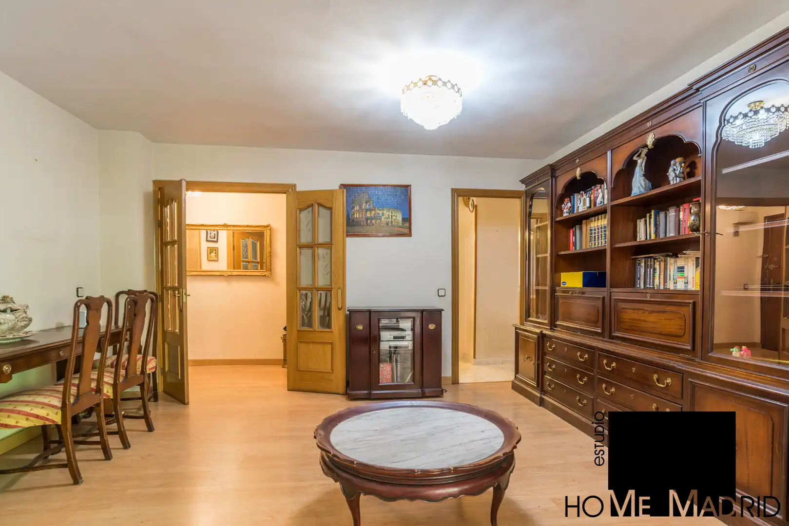 Sala d'estar de Pis en venda en Madrid amb Calefacció, Parquet i Terrassa