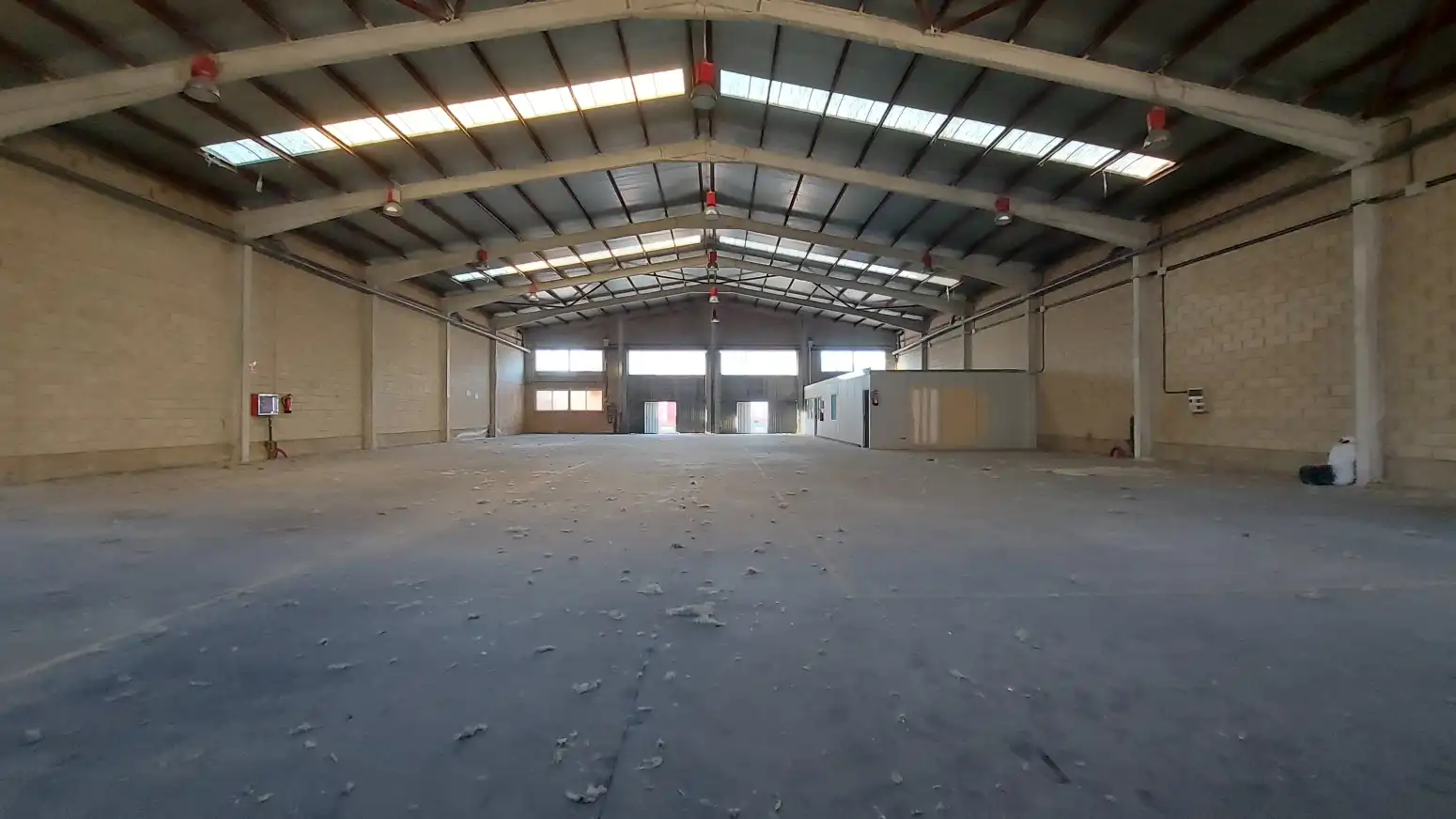 Vista exterior de Nau industrial de lloguer en  Logroño