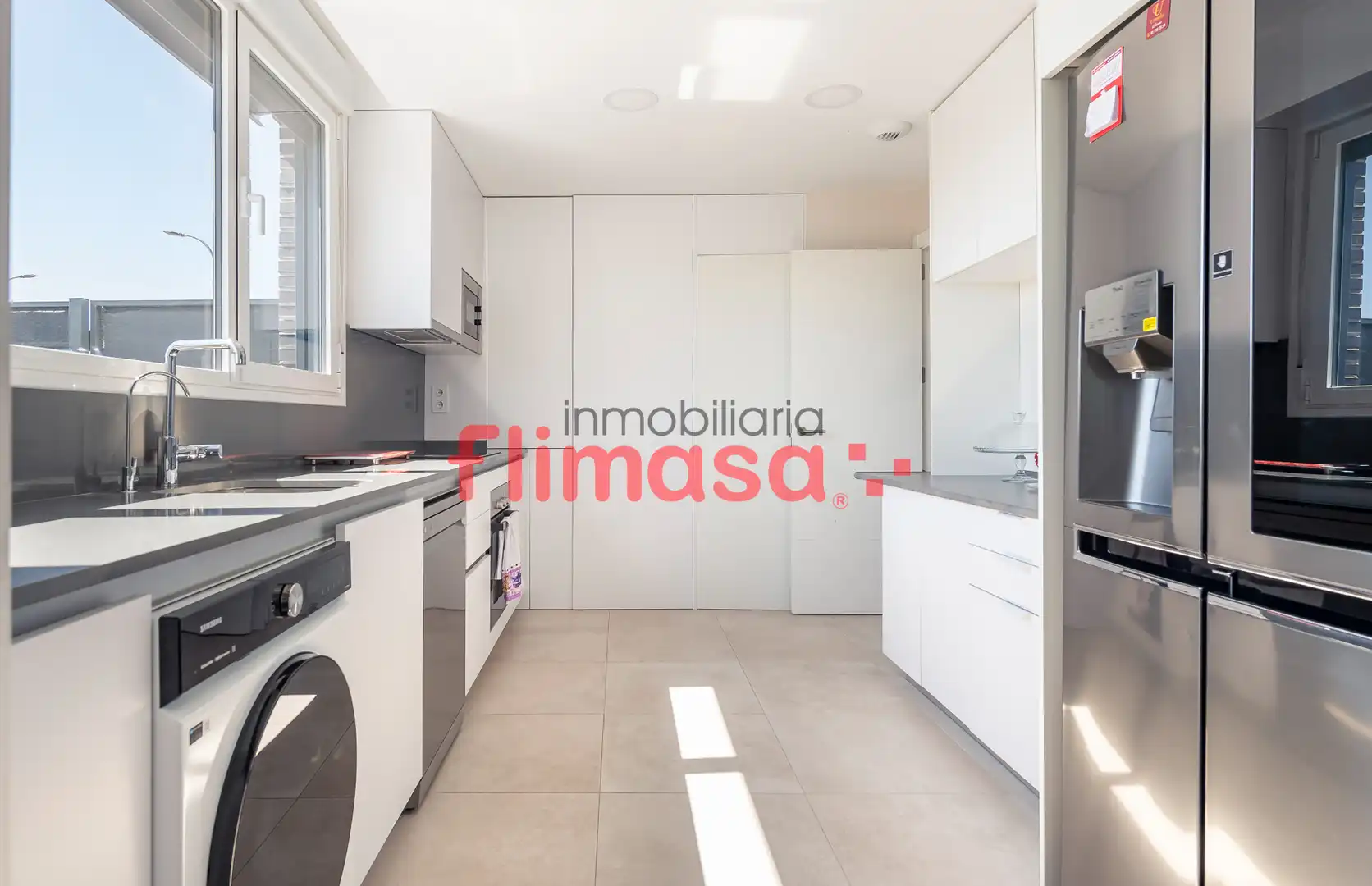 Cocina de Casa adosada en venta en Villaviciosa de Odón con Aire acondicionado, Calefacción y Jardín privado