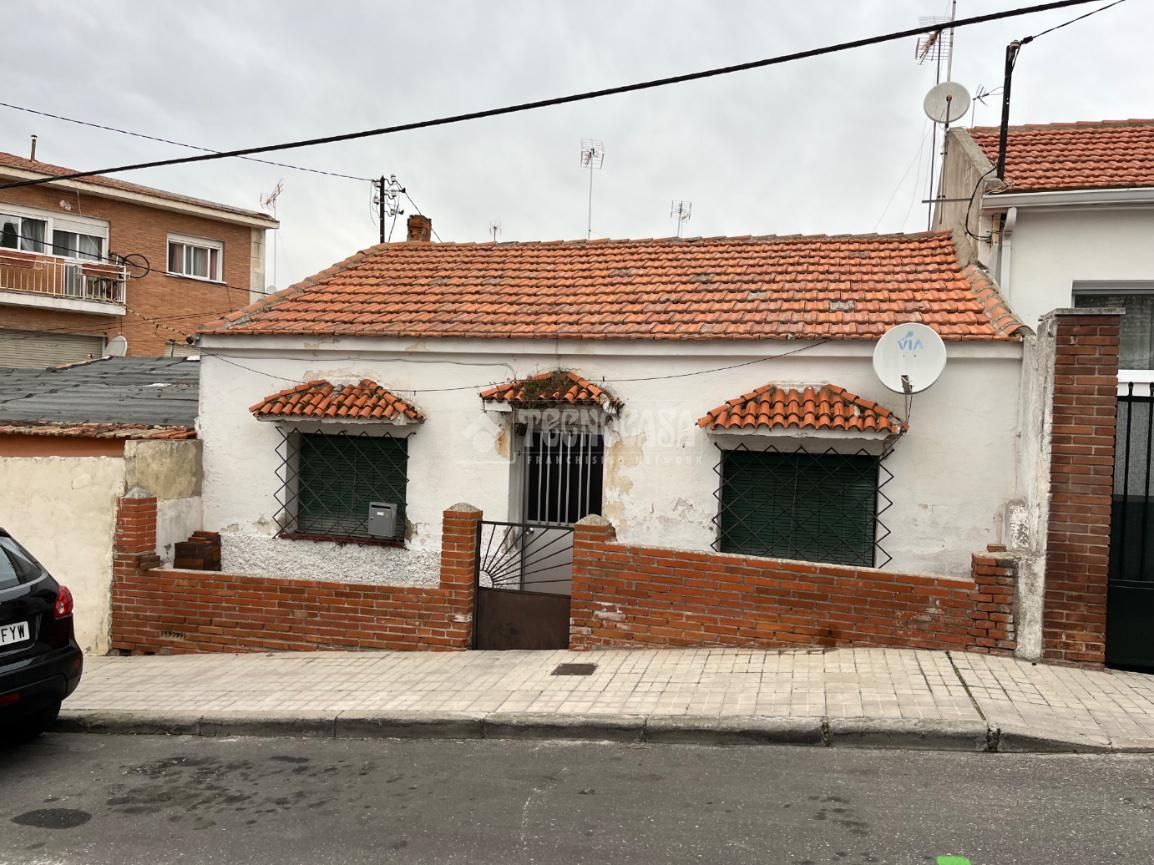 Vista exterior de Casa adosada en venda en Pozuelo de Alarcón