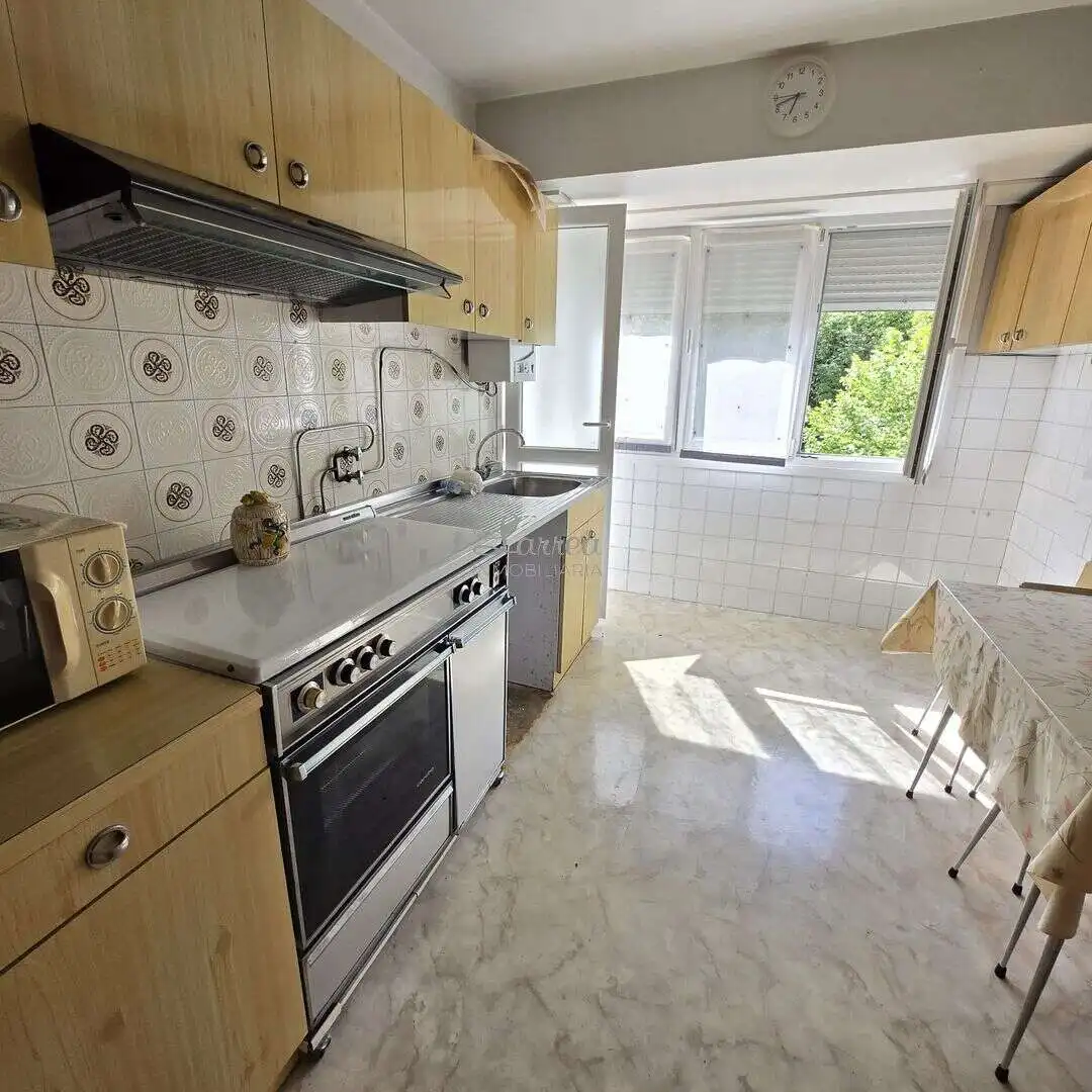 Kitchen of Flat for sale in Amorebieta-Etxano  with Terrace and Storage room