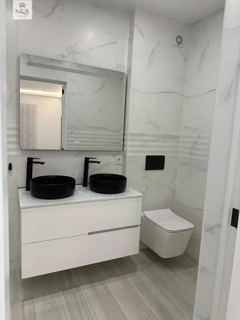 Bathroom of Flat for sale in  Palma de Mallorca  with Air Conditioner and Balcony