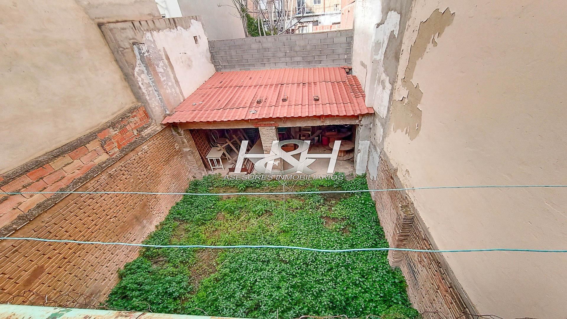 Garden of House or chalet for sale in Burjassot  with Terrace and Storage room