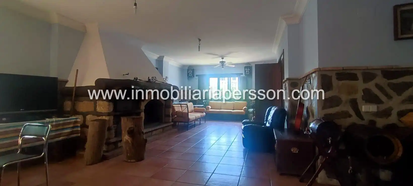 Sala d'estar de Casa o xalet en venda en Écija amb Calefacció, Jardí privat i Terrassa
